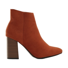 Vices Svěráky 1568-68-velbloud hnědý Vices Svěráky 1568-68-velbloud hnědý