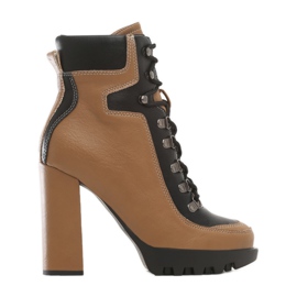 Vices Svěráky 8532-68-velbloud hnědý Vices Svěráky 8532-68-velbloud hnědý