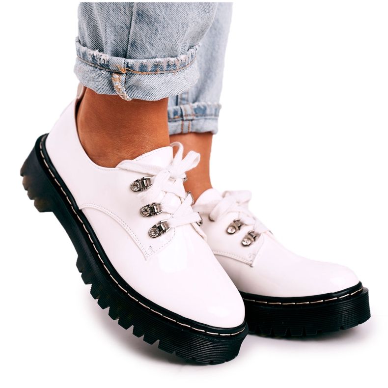 S.Barski Dámské oxfordky Brogues na platformě S. Barski HX15 lakované bíle bílý