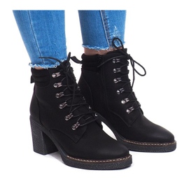 Šněrovací boty 2873 černé černý
