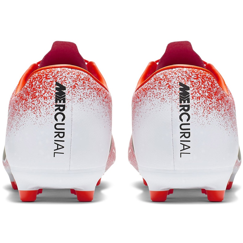 Fotbalová obuv Nike Mercurial Vapor 12 Academy Mg AH7375 801 vícebarevný červené