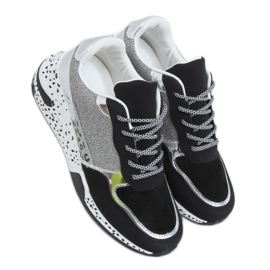 Černá sportovní obuv BL215P Černá černý