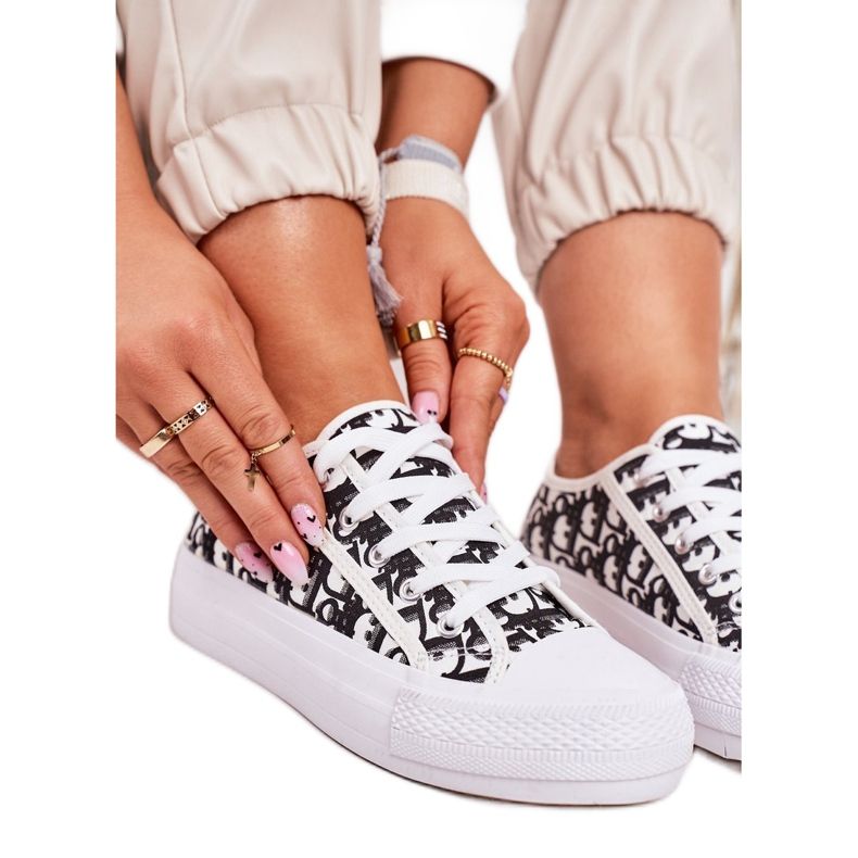 PS1 Dámské tenisky s logem Daphne v bílé a černé barvě bílý černá