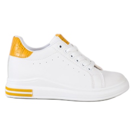 Ideal Shoes Jarní klínové tenisky bílý žluť