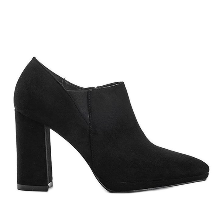 Černé semišové kotníkové boty na sloupku Carl černá