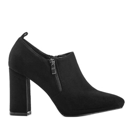Černé semišové kotníkové boty na sloupku Carl černá Černé semišové kotníkové boty na sloupku Carl černá