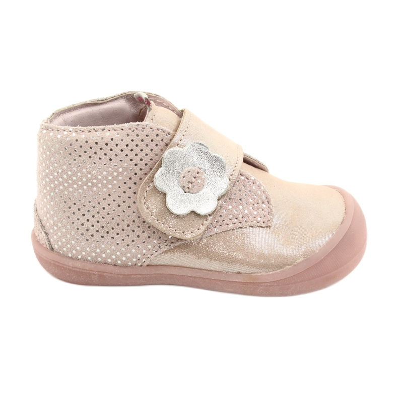 Mazurek Kožené sportovní boty se suchým zipem 1101 zlatý satén růžový Mazurek Kožené sportovní boty se suchým zipem 1101 zlatý satén růžový