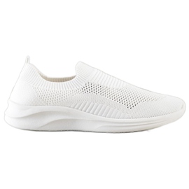 Ideal Shoes Bílé sportovní slipy bílý Ideal Shoes Bílé sportovní slipy bílý