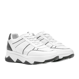 Černé a bílé tenisky od Julissy bílý