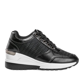 Černé lesklé tenisky na klínku Mara černý