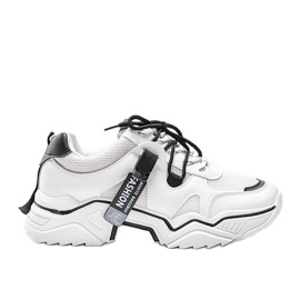 Černobílé keňské sportovní tenisky bílý