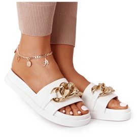 Pantofle na platformě s řetězovou bílou dovolenou bílý zlatý Pantofle na platformě s řetězovou bílou dovolenou bílý zlatý