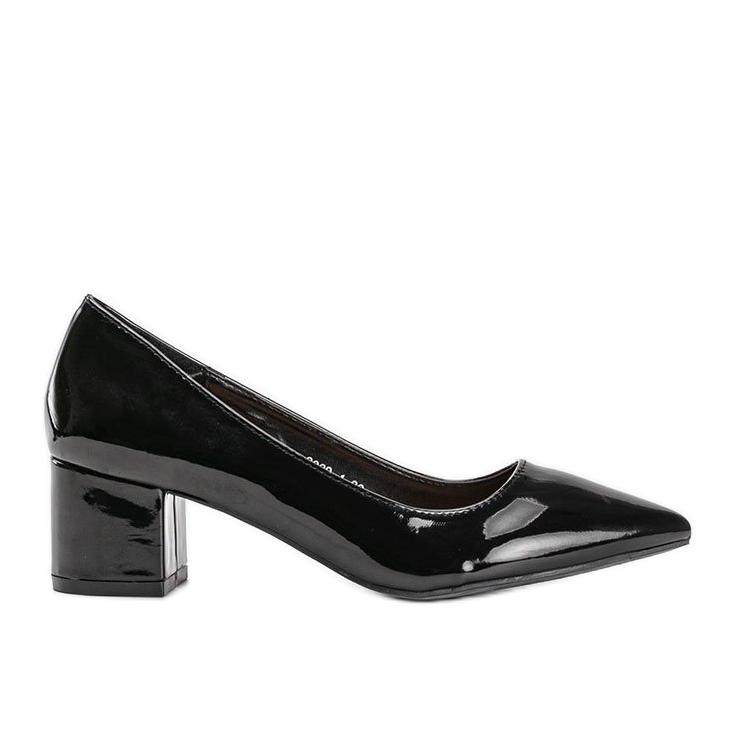 Černé lodičky lakované na bloku Eden černá