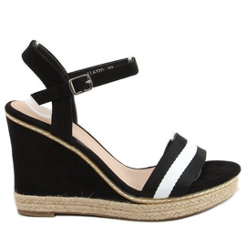 Černé sandály na černém klínu LL6320 Black černý