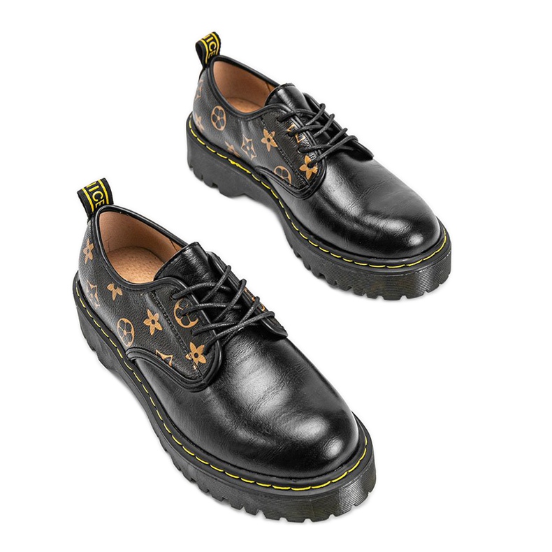 Černé boty Alexus černá