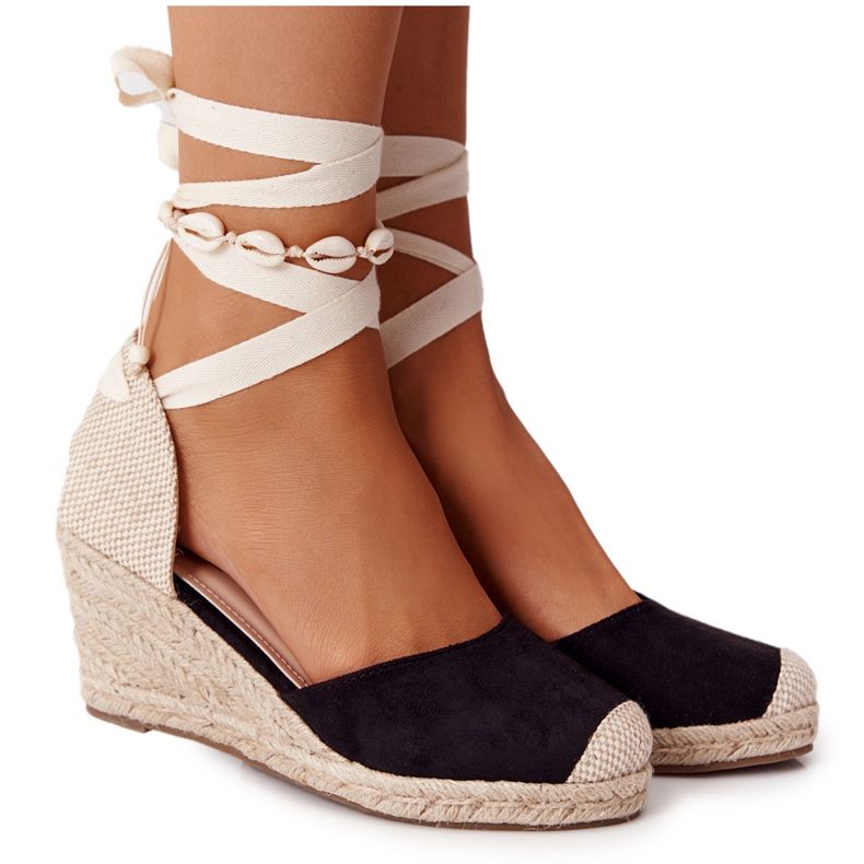 PG1 Černé svázané klínové sandály Nelly s copánky béžový černá