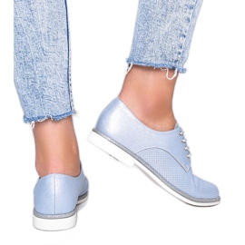 Modré lesklé kyotské prolamované boty modrý