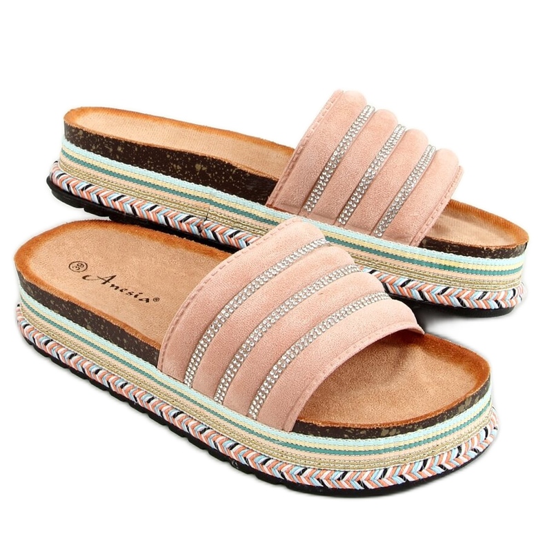 Růžové pantofle N-96 na zdobené podrážce růžový