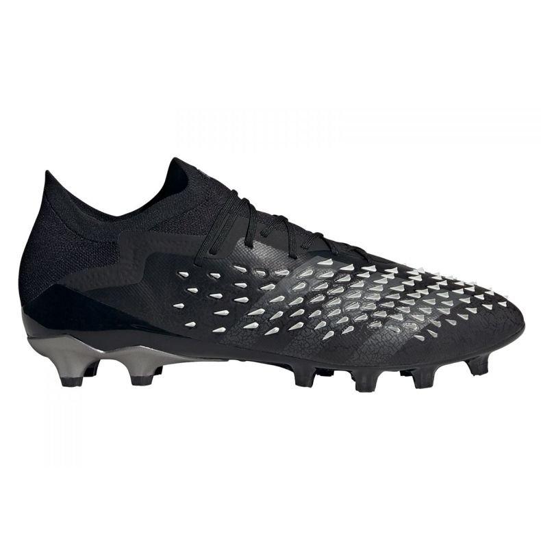 Kopačky Adidas Predator Freak.1 Low Ag M Q46572 černá černá