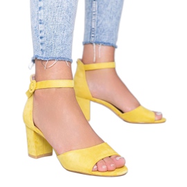 Žluté sandály na sloupku Mare Mare žlutá Žluté sandály na sloupku Mare Mare žlutá