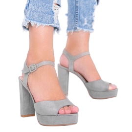 Šedé sandály na platformě LaBamba šedá