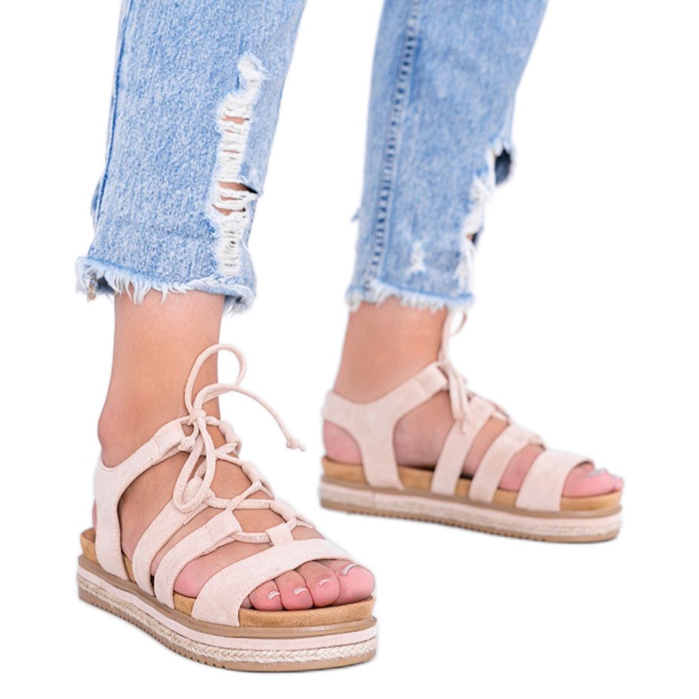 Layla šněrovací sandály v béžové barvě béžový Layla šněrovací sandály v béžové barvě béžový