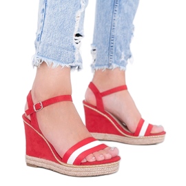 Červené espadrilky na klínu Mona červený