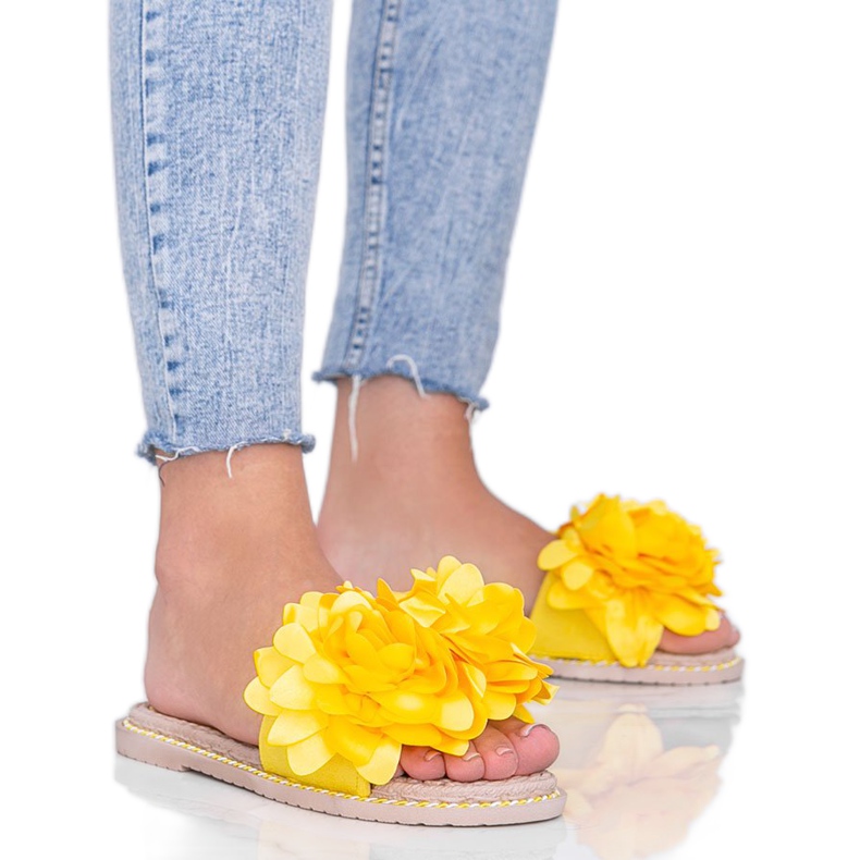 Žluté dámské žabky žlutá