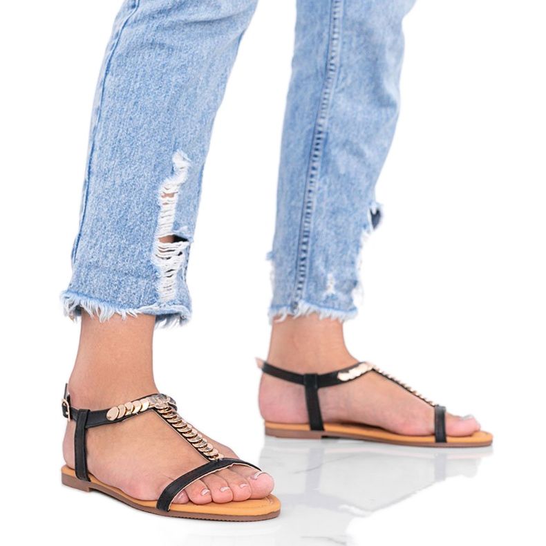 Černé dámské sandály od Emmie černá