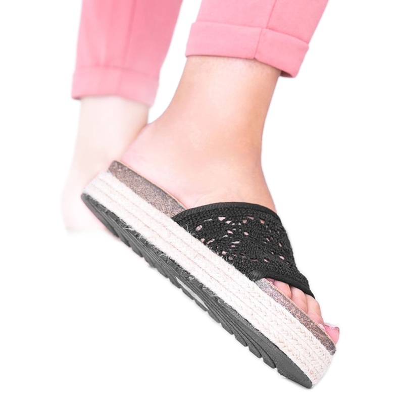 Černé krajkové pantofle Glam Shape černá