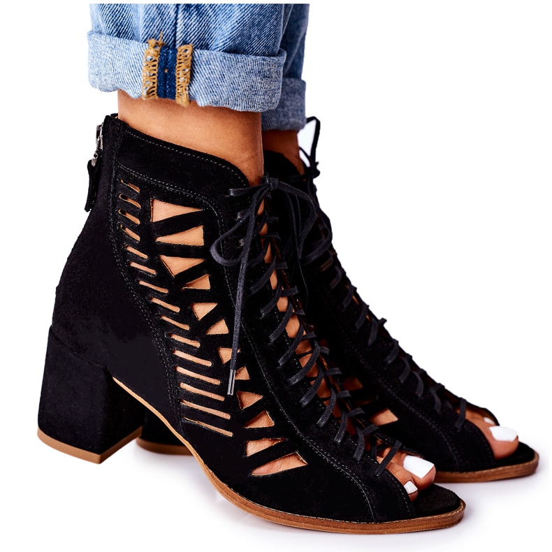 Semišové prolamované boty Maciejka Red 04040-01 Black černá