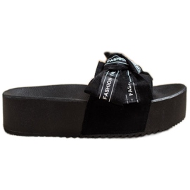 SHELOVET Módní pantofle s mašlí černý