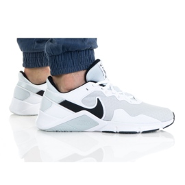 Boty Nike Legend Essential 2 M CQ9356-002 bílý černý