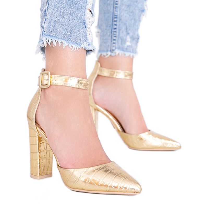 Sandály na sloupku s motivem krokodýlí kůže Glamour zlatý