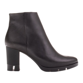 Marco Shoes Odvážné kozačky z přírodní lícové kůže na tlustém podpatku černý