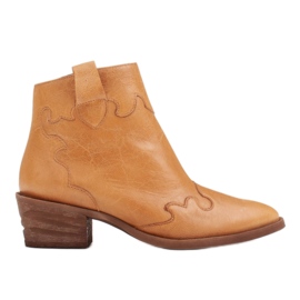 Marco Shoes Žluté kozačky z nepravidelně zvrásněné přírodní kůže žluť
