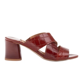 Marco Shoes Dámské kožené pantofle z kůže s broušenými pruhy červený