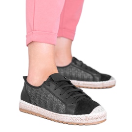 Espadrilky svázané černou vanilkou černý