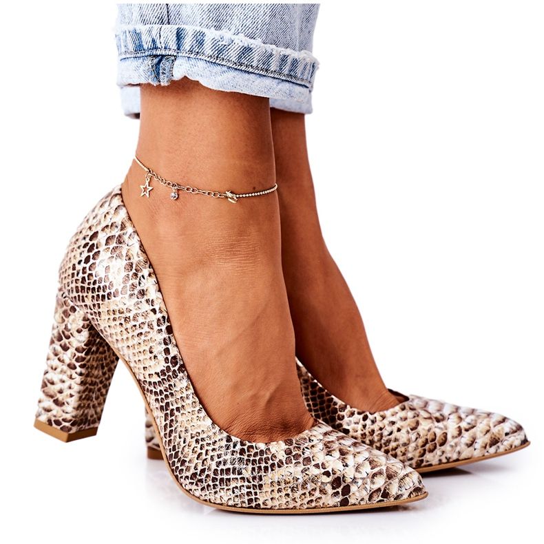 Lewski Shoes Kožené lodičky se vzorem hadí kůže, boty Lewski 2453 zlatá zlatý