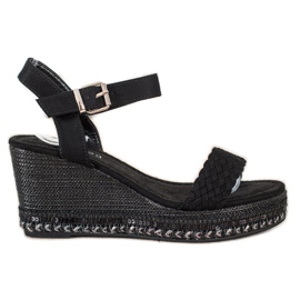 SHELOVET Sandály na klínku černý