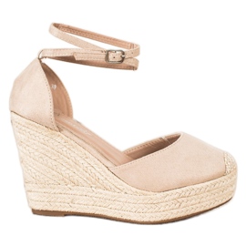 Queentina Stylové espadrilky na vysokém klínu béžový Queentina Stylové espadrilky na vysokém klínu béžový