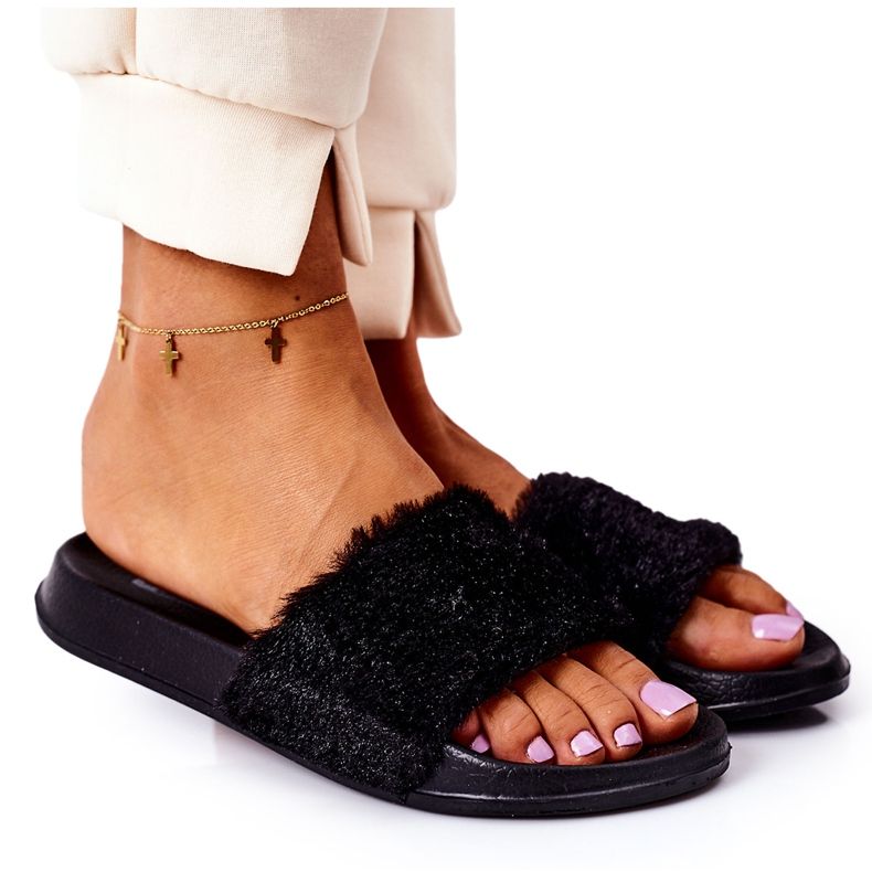 PE1 Gumové pantofle s kožešinou černé Emery černá