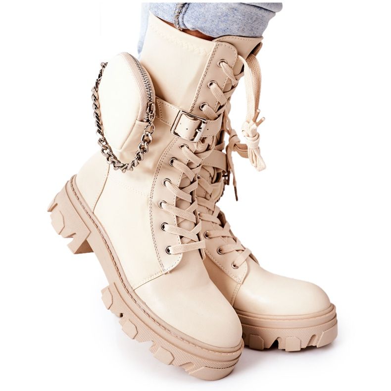 PS1 Teplí pracovníci s béžovou ledvinou, podívej se na mě béžový