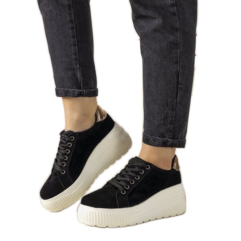 Černé sportovní tenisky s vysokou podrážkou Rapter černá