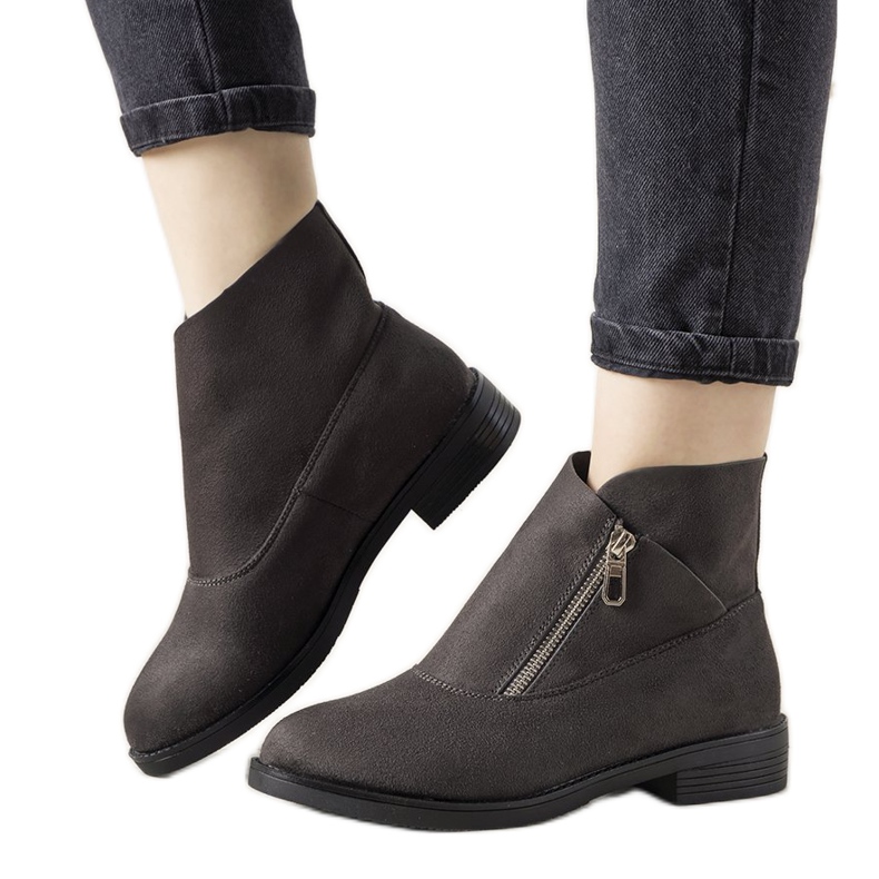 Šedé boty na plochém podpatku Belados šedá