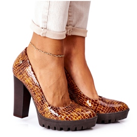 Kožená čerpadla na baru Maciejka 02629-50 lakovaná ruda červené vícebarevný Kožená čerpadla na baru Maciejka 02629-50 lakovaná ruda červené vícebarevný