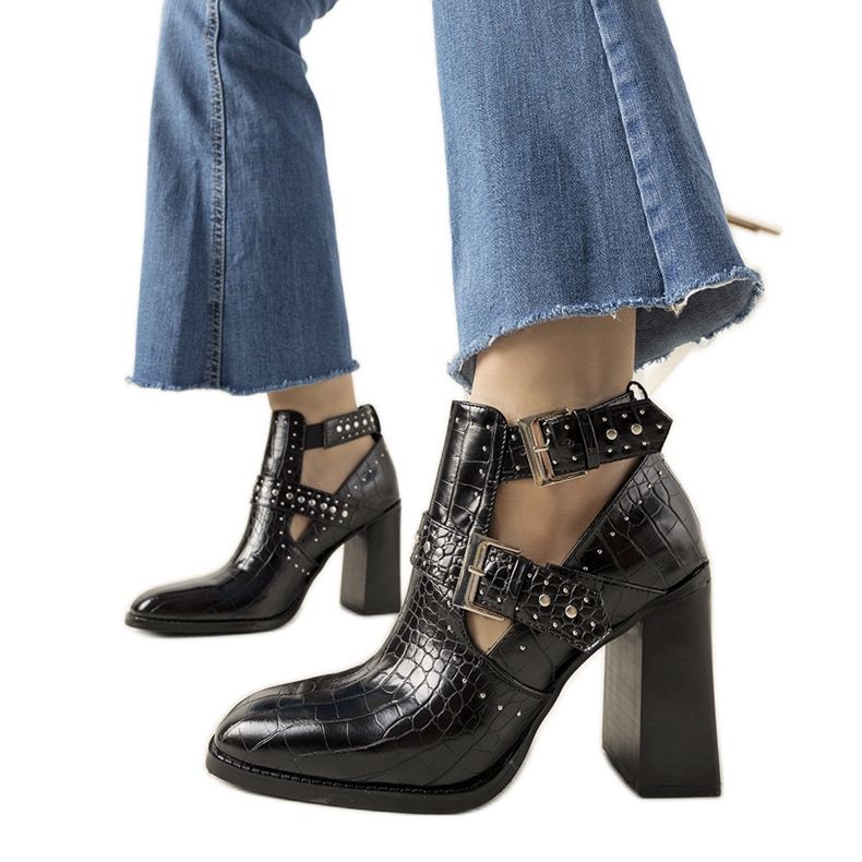 Černé kotníkové boty s motivem Nádherné krokodýlí kůže černá