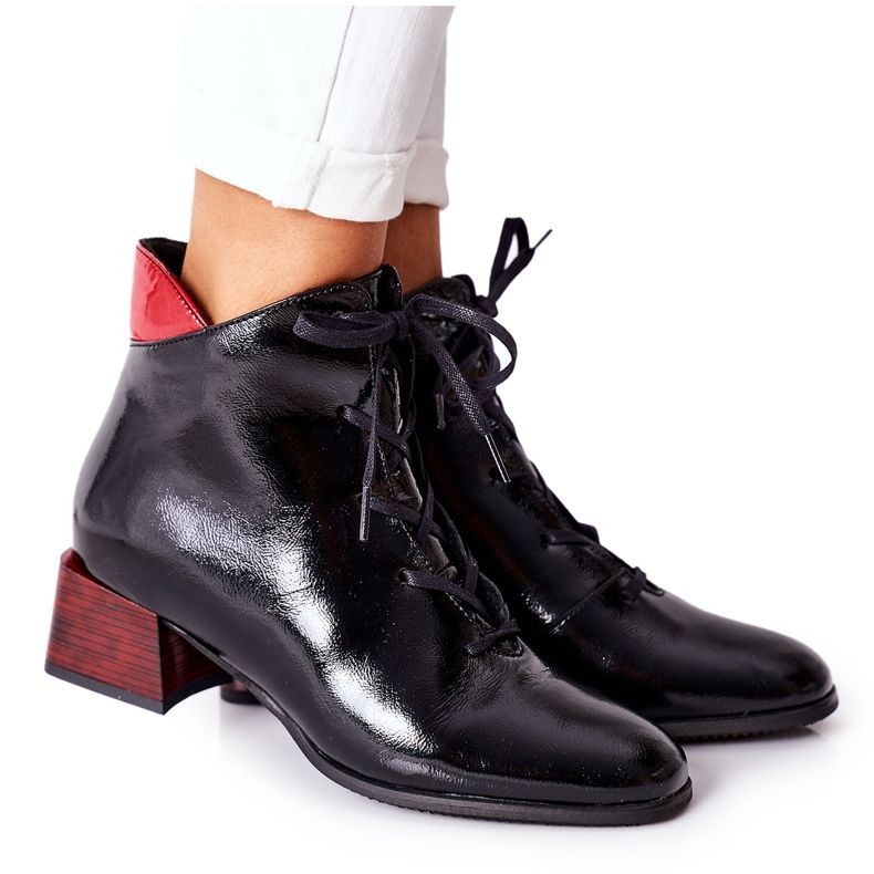 Kožené teplé kozačky na vysokém podpatku Laura Messi černé 2202 černá