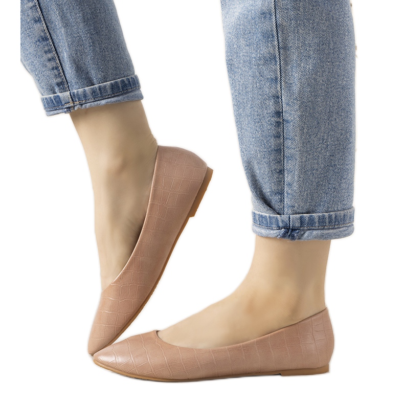 Růžové balerínky ve vzoru krokodýlí kůže Camilia růžový Růžové balerínky ve vzoru krokodýlí kůže Camilia růžový