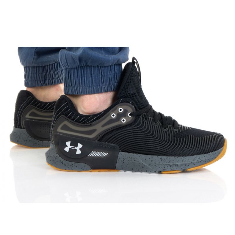 Boty Under Armour Hovr Apex 2 M 3023 007-001 černá